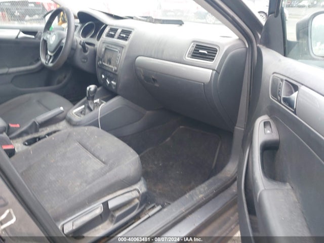3VWD17AJ8FM270921 Volkswagen Jetta 1.8t Se