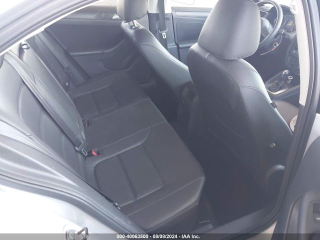 3VWD17AJ5EM262080 Volkswagen Jetta 1.8t Se
