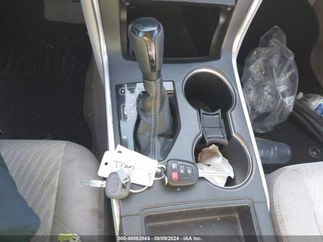 4T1BF1FKXHU651688 Toyota CAMRY LE