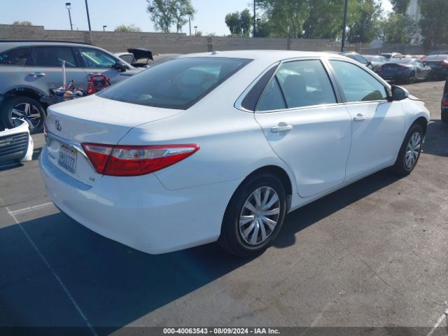 4T1BF1FKXHU651688 Toyota CAMRY LE