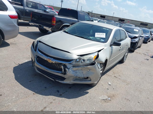 Chevrolet MALIBU LS 2015 1G11B5SLXFF210316 Image 2