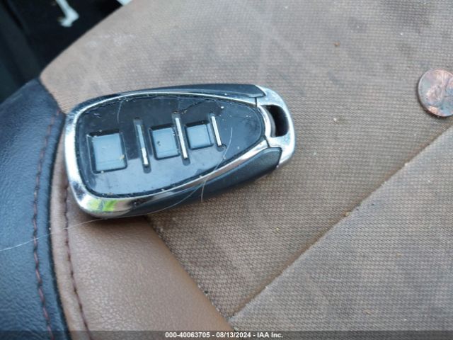 3GNCJLSB6KL175165 Chevrolet TRAX 1LT