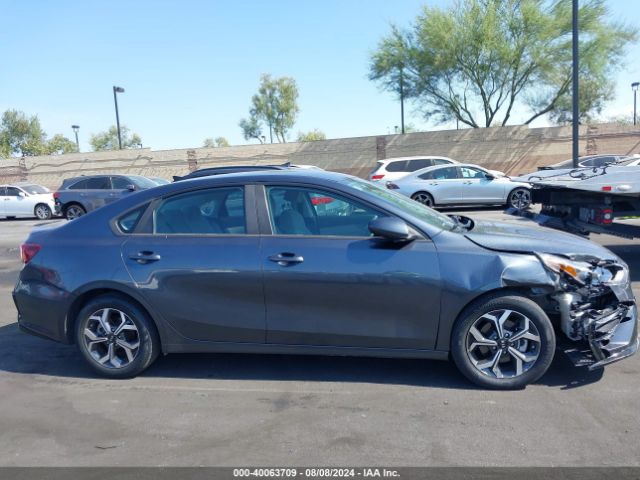 3KPF24AD8LE179946 KIA Forte Lxs