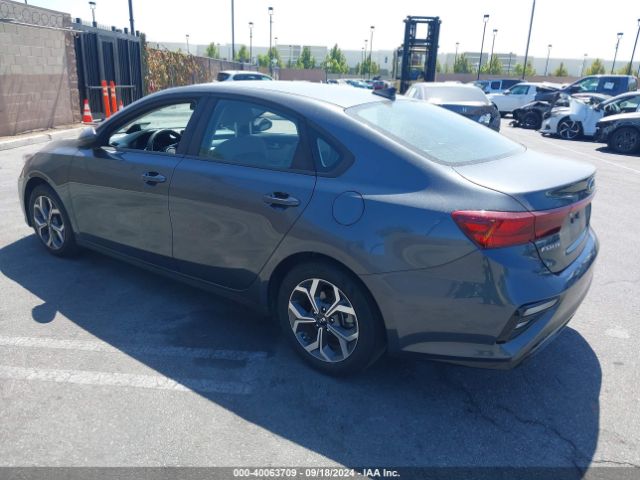 3KPF24AD8LE179946 KIA Forte Lxs
