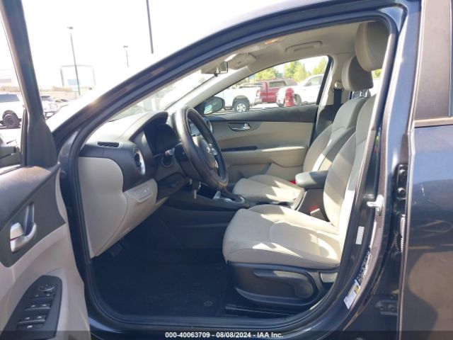 3KPF24AD8LE179946 KIA Forte Lxs