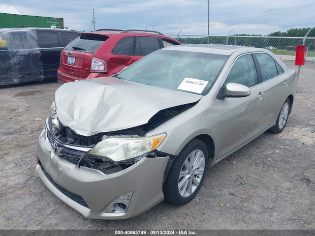 Toyota CAMRY XLE 2014 4T1BF1FK7EU813711 Image 2