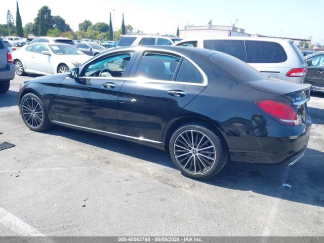 WDDWF8DB2KR463197 Mercedes-Benz C 300