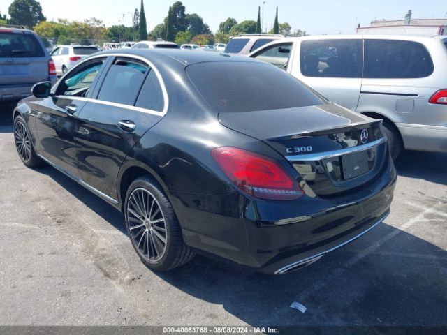 WDDWF8DB2KR463197 Mercedes-Benz C 300