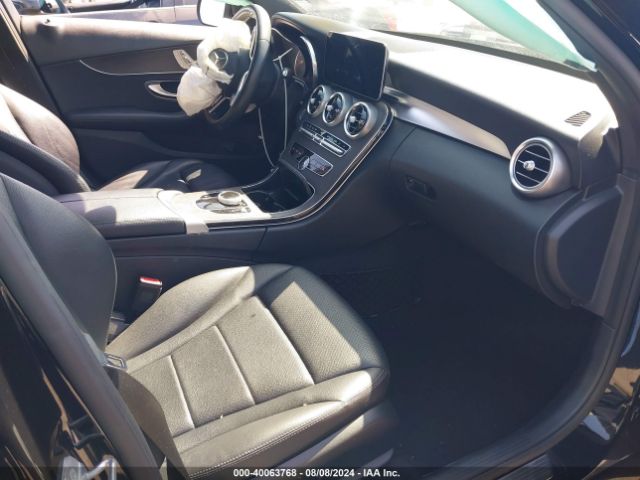 WDDWF8DB2KR463197 Mercedes-Benz C 300