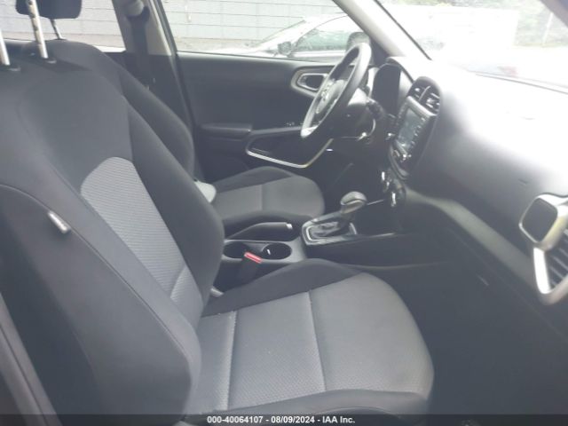 KNDJ23AU8L7702905 KIA SOUL LX