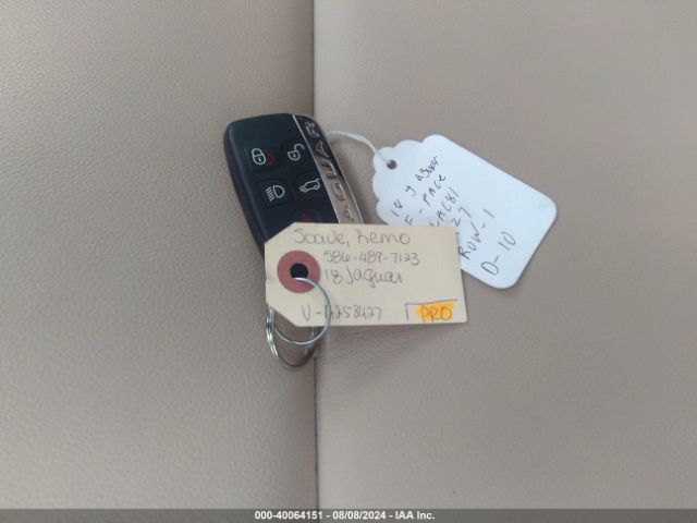 SADCJ2FX5JA258427 Jaguar F-pace 25t Premium