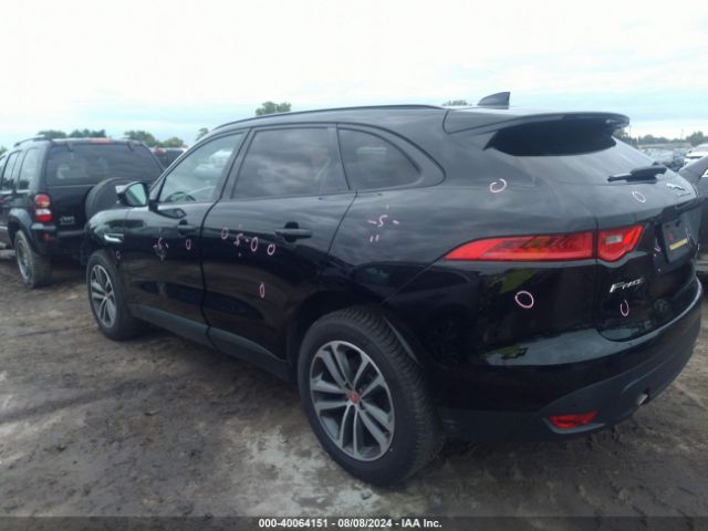 SADCJ2FX5JA258427 Jaguar F-pace 25t Premium