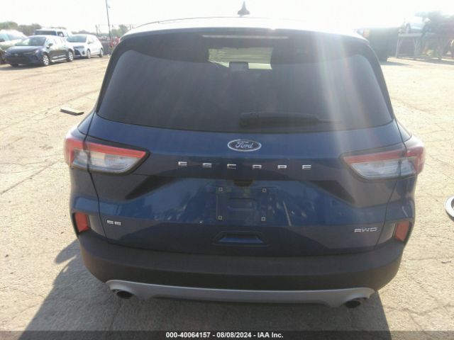 1FMCU9G67NUB70545 Ford ESCAPE SE