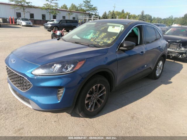1FMCU9G67NUB70545 Ford ESCAPE SE