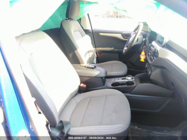 1FMCU9G67NUB70545 Ford ESCAPE SE