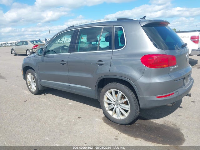 WVGBV7AX3GW507850 Volkswagen TIGUAN SE