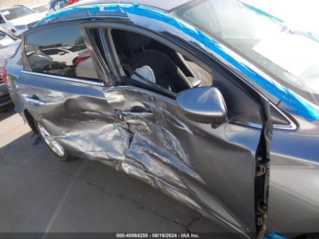 3N1AB7AP4KY324745 Nissan SENTRA SV