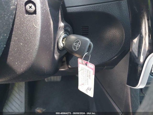 Toyota COROLLA LE 2018 2T1BURHE3JC086624 Image 11