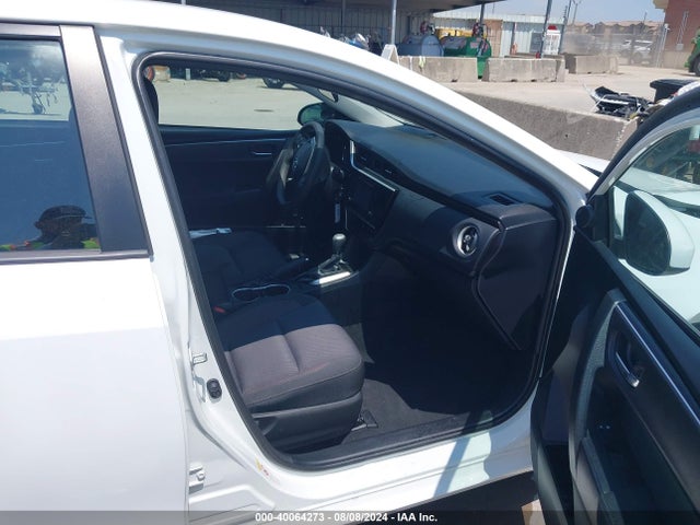 Toyota COROLLA LE 2018 2T1BURHE3JC086624 Image 5