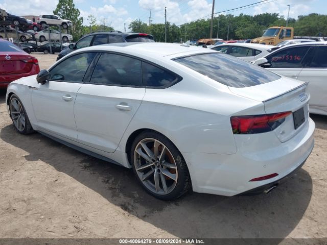 WAUFNCF5XKA075153 Audi A5 45 Premium