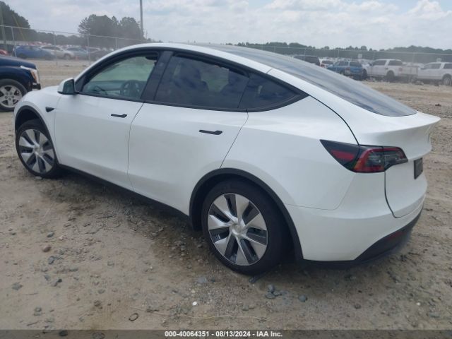 7SAYGDED6PF957135 Tesla Model Y Rwd