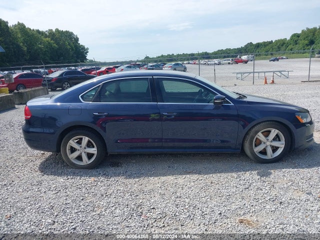 1VWBV7A35FC067712 Volkswagen Passat 2.0l Tdi Se