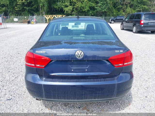 1VWBV7A35FC067712 Volkswagen Passat 2.0l Tdi Se