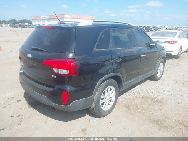 KIA SORENTO LX 2014 5XYKT3A66EG483760 Image 4
