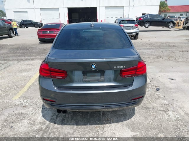 BMW 330I 2018 WBA8B9G56JNU57755 Image 16