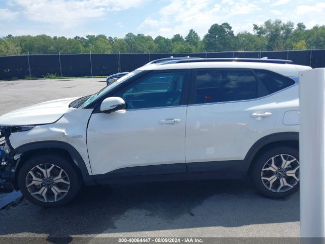 KNDERCAA4P7407552 KIA SELTOS EX