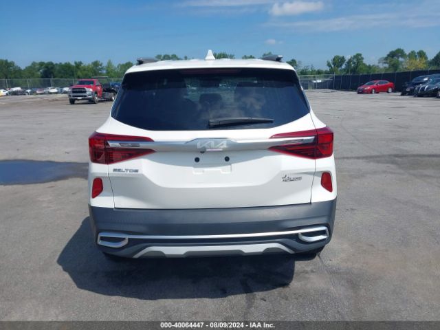 KNDERCAA4P7407552 KIA SELTOS EX