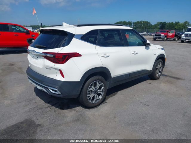 KNDERCAA4P7407552 KIA SELTOS EX