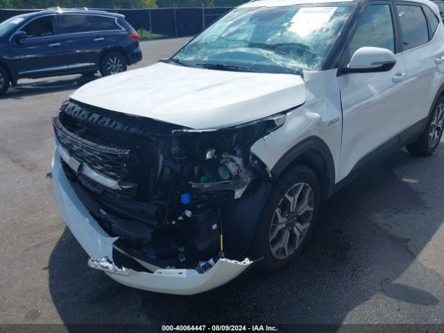 KNDERCAA4P7407552 KIA SELTOS EX