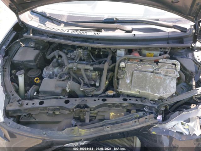 JTDKDTB3XE1073075 Toyota Prius C One