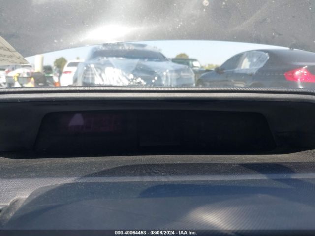 JTDKDTB3XE1073075 Toyota Prius C One