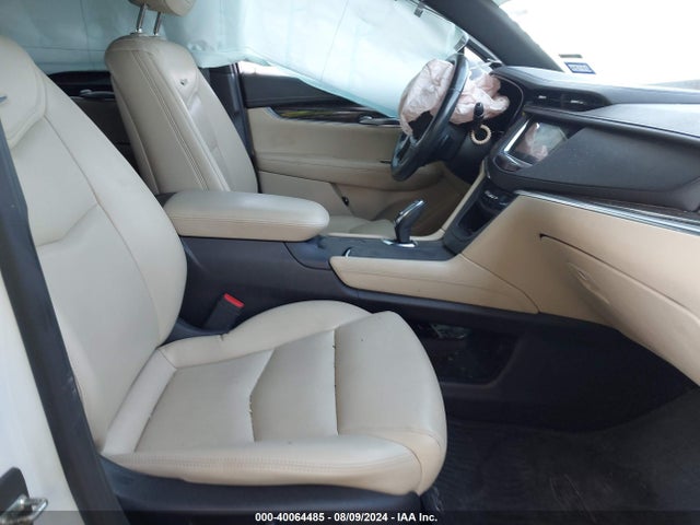 1GYKNARS5KZ140039 Cadillac Xt5 Standard