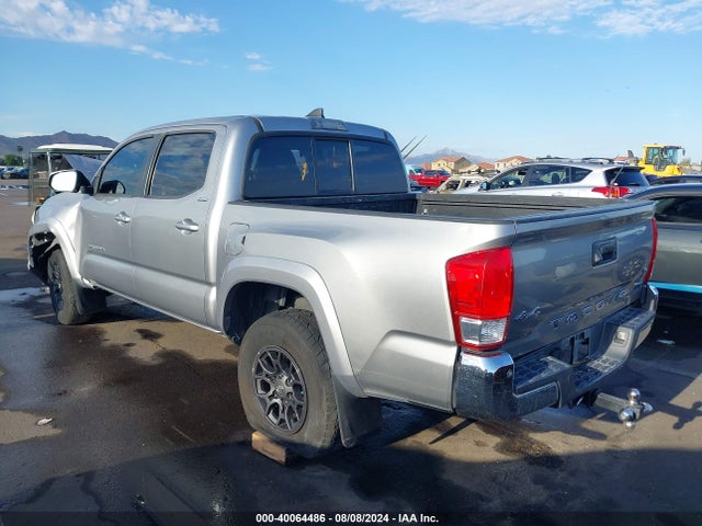 Toyota Tacoma Sr5 V6 2017 3TMCZ5AN3HM085337 Image 3