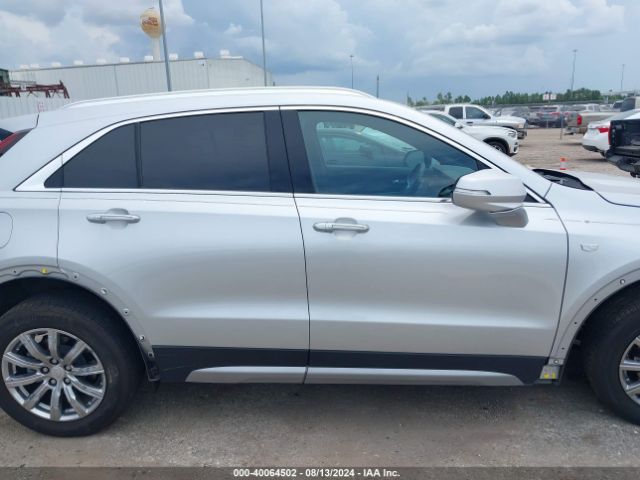 1GYFZCR44NF100656 Cadillac Xt4 Fwd Premium Luxury