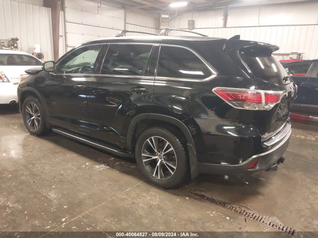 Toyota Highlander Xle V6 2016 5TDJKRFH9GS263899 Image 3
