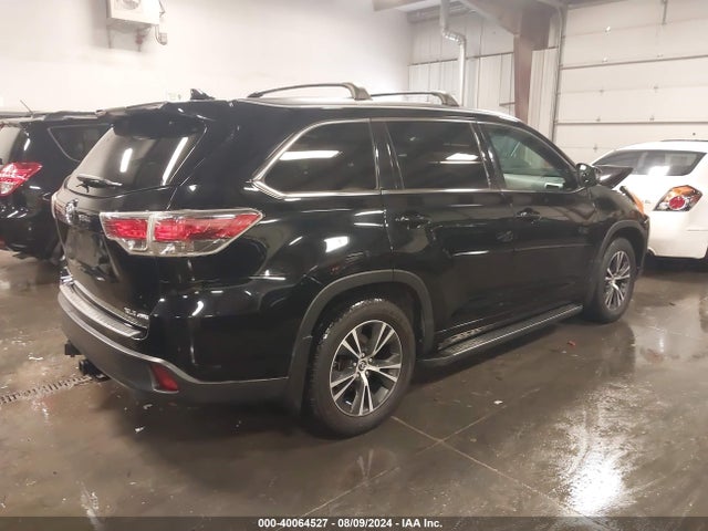 Toyota Highlander Xle V6 2016 5TDJKRFH9GS263899 Image 4