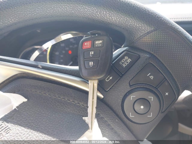 Toyota COROLLA LE 2016 5YFBURHE2GP531122 Image 11