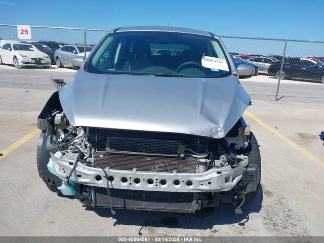 Ford ESCAPE SE 2017 1FMCU0GD7HUE07713 Image 6