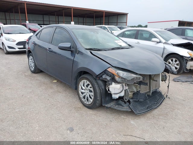 Toyota COROLLA LE 2017 5YFBURHE9HP696487 головне зображення