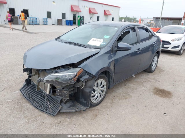 Toyota COROLLA LE 2017 5YFBURHE9HP696487 Image 2