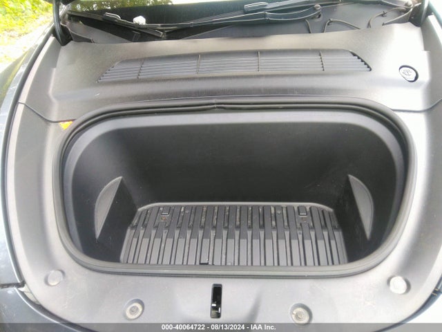 2023 TESLA MODEL Y 7SAYGDEE5PF637572 Photo 9