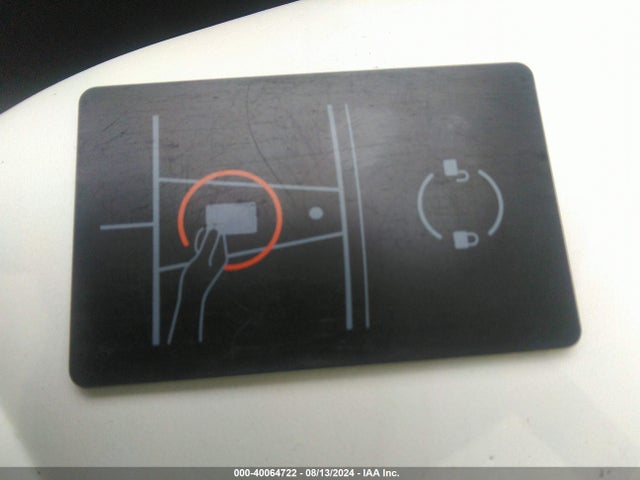 2023 TESLA MODEL Y 7SAYGDEE5PF637572 Photo 10