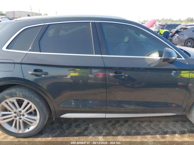 WA1BNAFY6J2191601 Audi Q5 Premium Plus