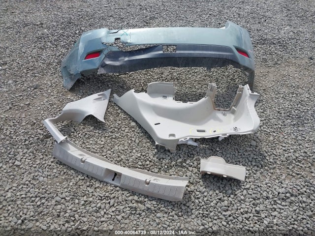 JF1GPAM69FH229212 Subaru Impreza 2.0i Limited