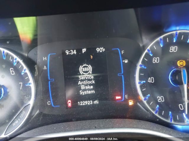 2C4RC1DGXLR260721 Chrysler Voyager Lxi