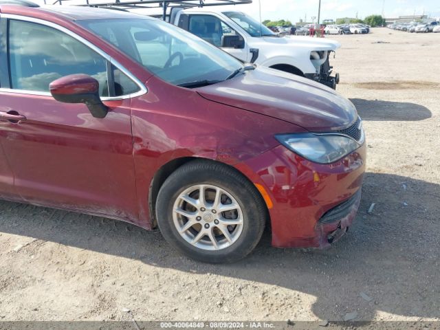 2C4RC1DGXLR260721 Chrysler Voyager Lxi